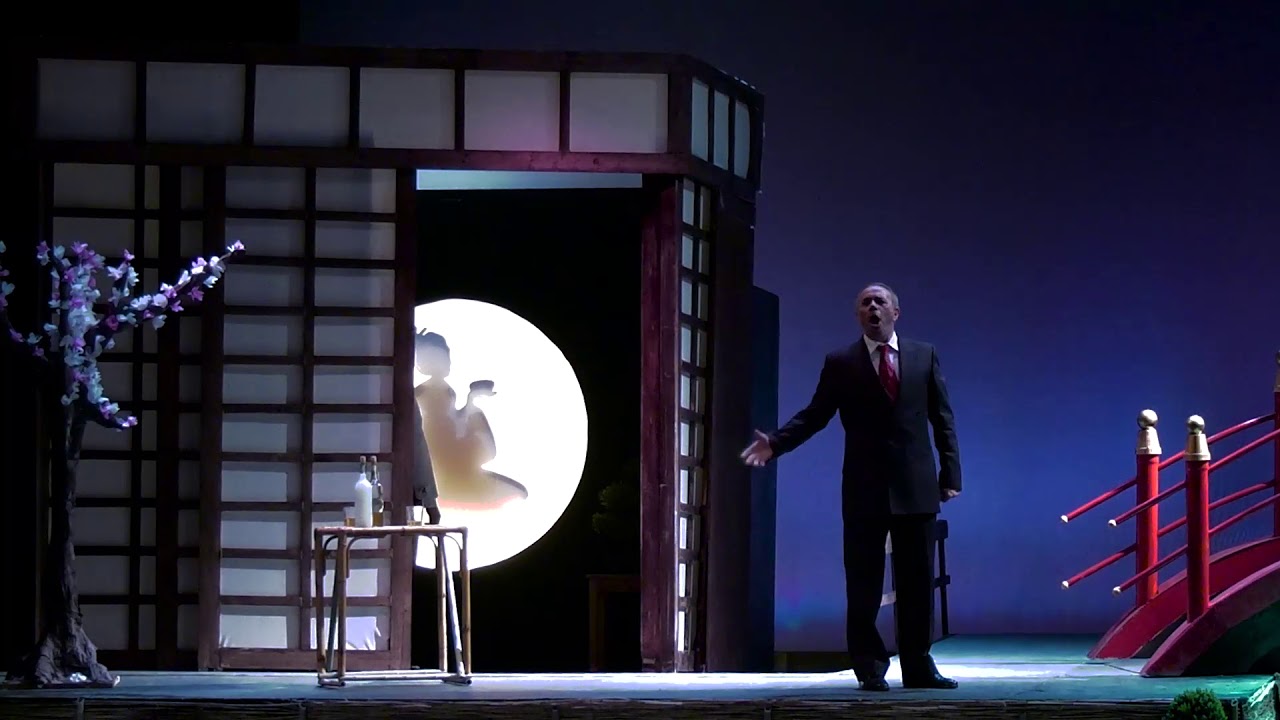 Madama Butterfly — Alfredo Sorichetti